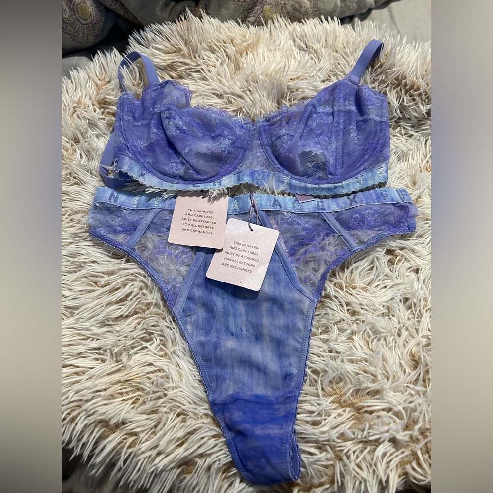SavageXFenty Unlined lace bra